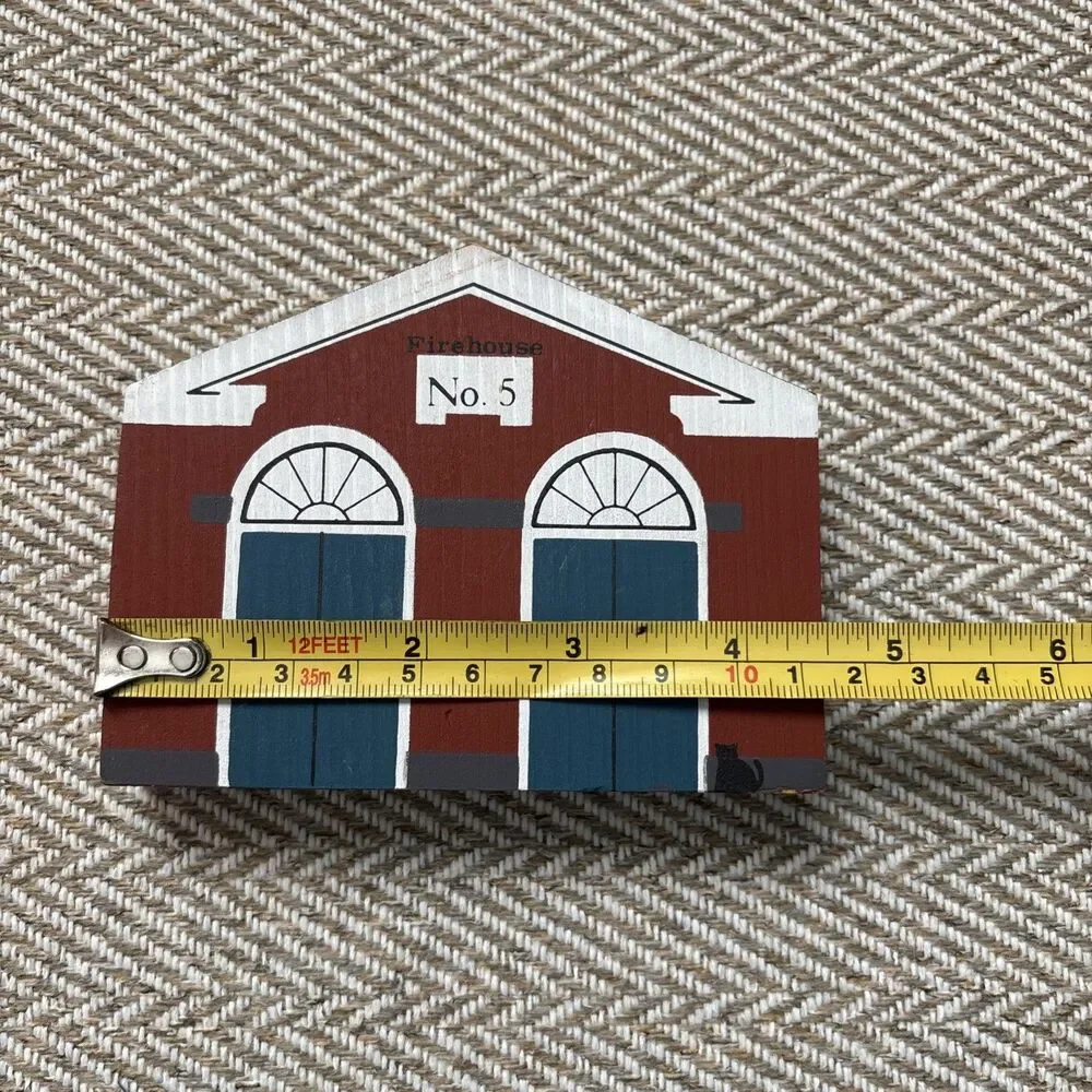 1987 Cats Meow Village Series‎ Connecticut Firehouse No. 5 Wooden Shelf Sitter - Picture 5 of 5
